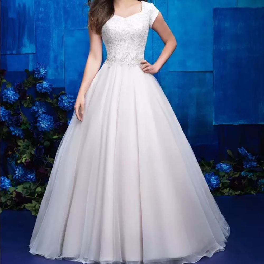 Custom made Modest temple Wedding Dress sleeves